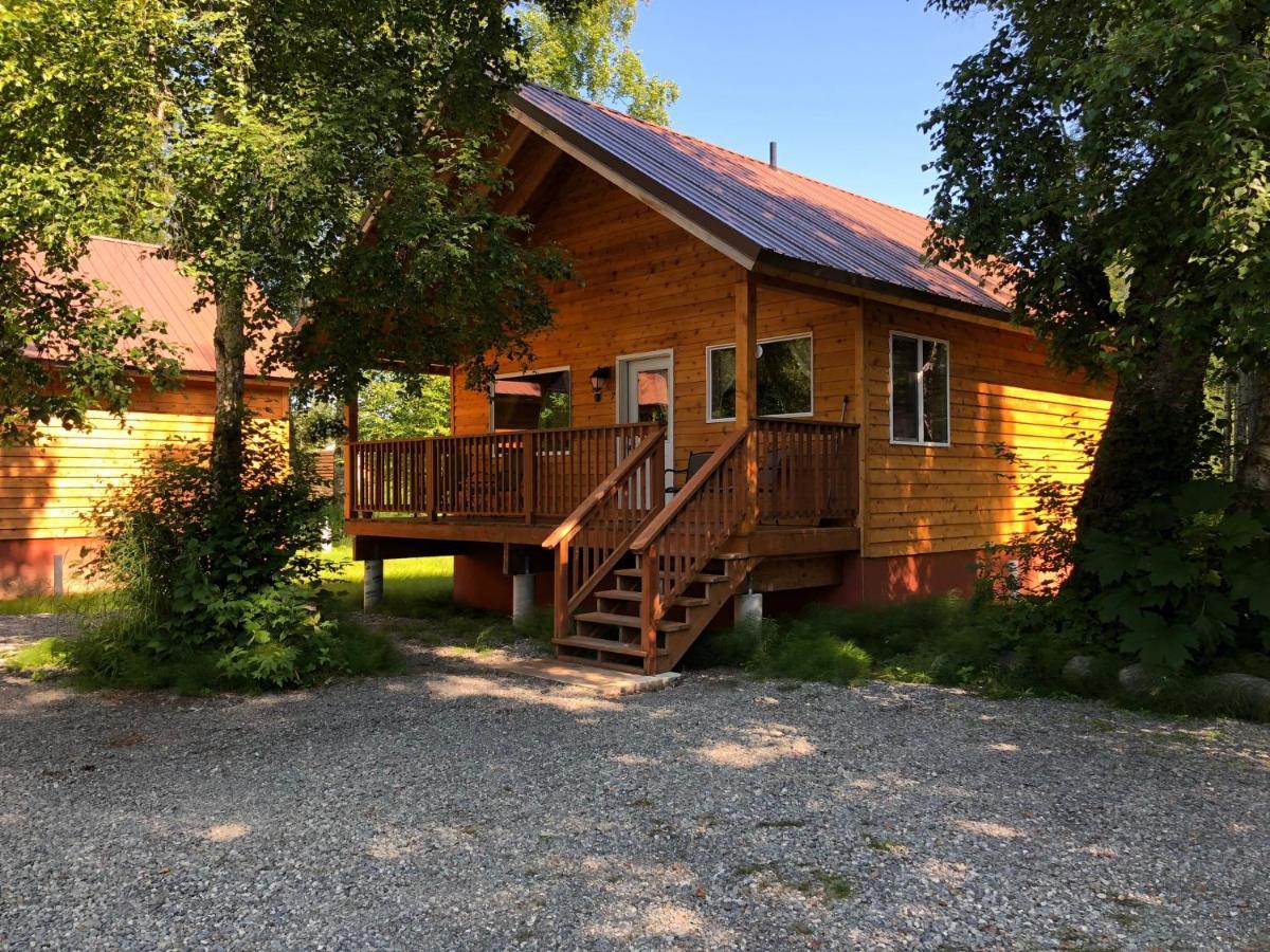 Susitna River Lodging, Backwoods *